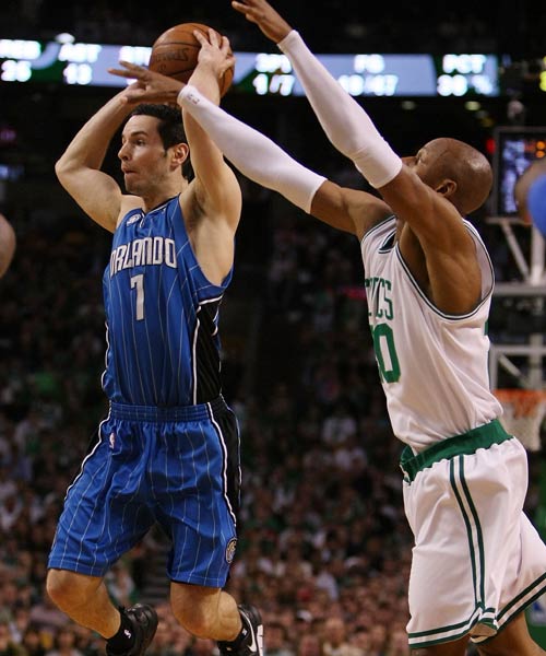 的对决交织 的对决交织