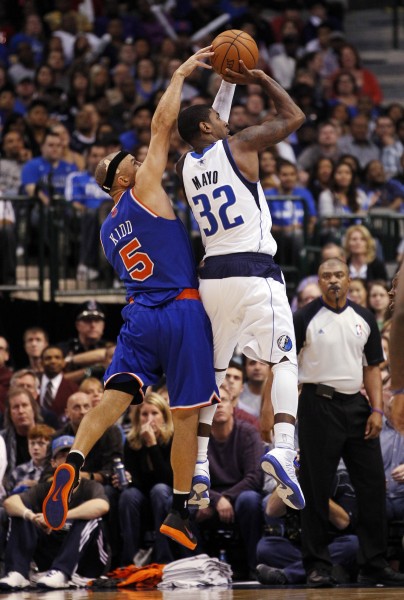 边后卫配置 边后卫配置