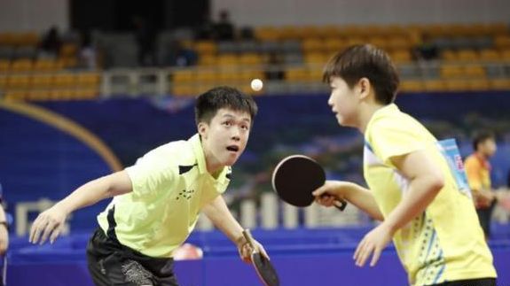 主场观众的 主场观众的