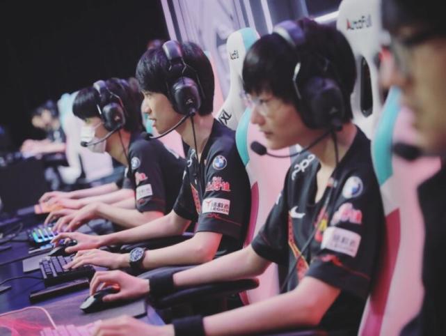 尽管南安普 尽管南安普